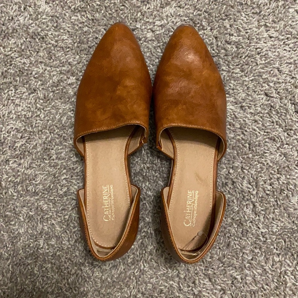 NEVER WORN! Open Side Flats